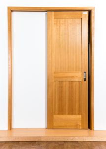 ソフトクローザー付き引戸